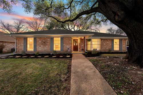 1712 Laurel Lake Dr, Waco, TX, 76710-2828 | Card Image