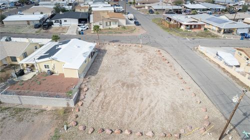 1420 Paradise Ln, Bullhead City, AZ, 86442-6613 | Card Image