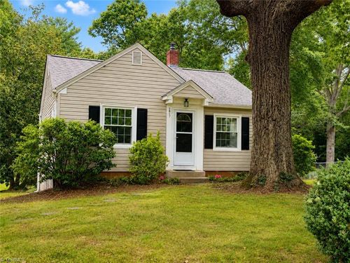 3817 Fritz Street, Winston Salem, NC, 27104 | Card Image