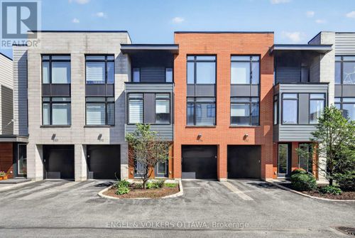 114 Jemruss Private, Ottawa, ON, K1R0B7 | Card Image