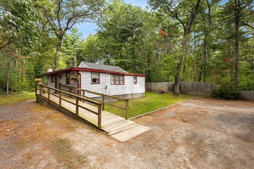 186 Mechanic St, Foxboro, MA, 02035-1567 | Card Image