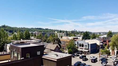 4917 39th Avenue S, Seattle, WA, 98118 | Card Image