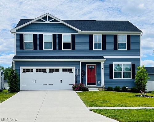 1112 Hidden Lake Boulevard, Akron, OH, 44312 | Card Image
