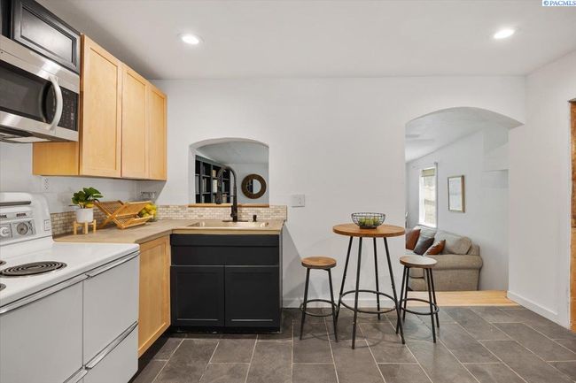 39304 N Olson Pr Nw, Home with 2 bedrooms, 1 bathrooms and null parking in Benton City WA | Image 12