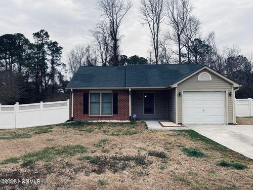 538 Shadowridge Rd, Jacksonville, NC, 28546-7876 | Card Image