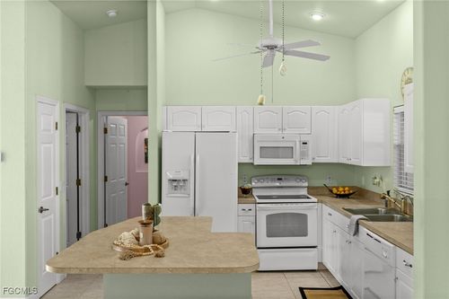 221 Ne 14th Ter, Cape Coral, FL, 33909-1298 | Card Image