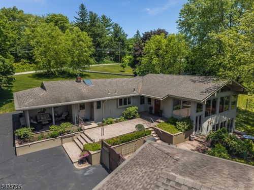 219 W Valley Brook Rd, Califon, NJ, 07830-3551 | Card Image