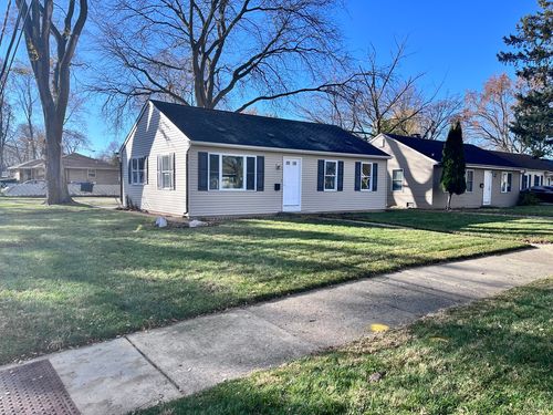 1517 Lyons Ct, Waukegan, IL, 60085-7823 | Card Image