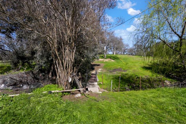 38289 Road 415, House other with 3 bedrooms, 2 bathrooms and null parking in Raymond CA | Image 58