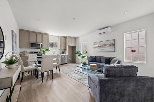 apt-b-435 W 9th St, Dallas, TX, 75208-4812 | Card Image