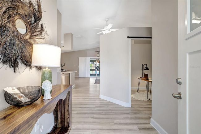 6603 S Juanita St, House other with 2 bedrooms, 2 bathrooms and null parking in TAMPA FL | Image 6