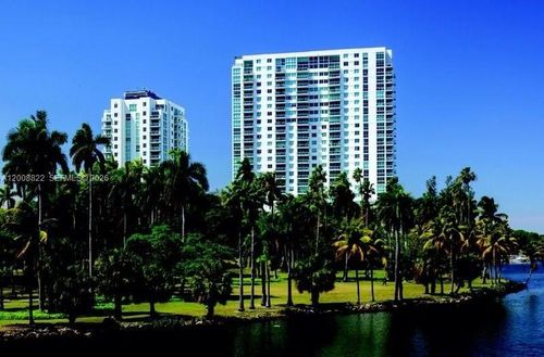 2303-1861 Nw South River Dr, Miami, FL, 33125-2751 | Card Image