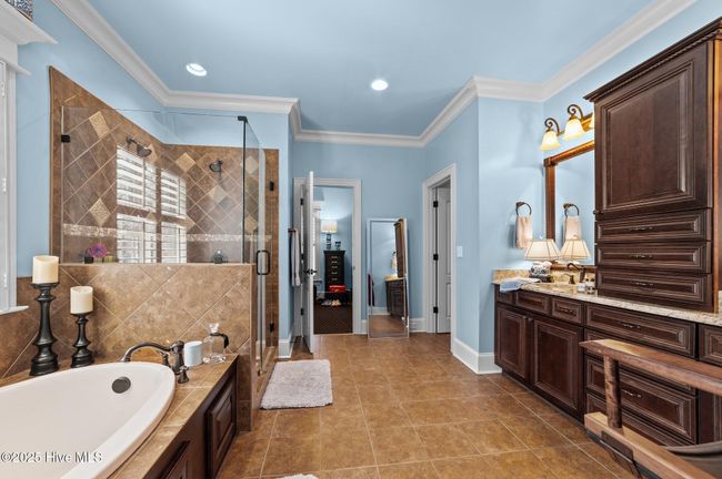 3860 Dixie Ridge Ln, House other with 4 bedrooms, 4 bathrooms and 3 parking in Grimesland NC | Image 21