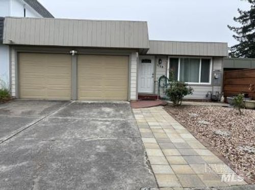 5100 Parkhurst Dr, Santa Rosa, CA, 95409-3224 | Card Image