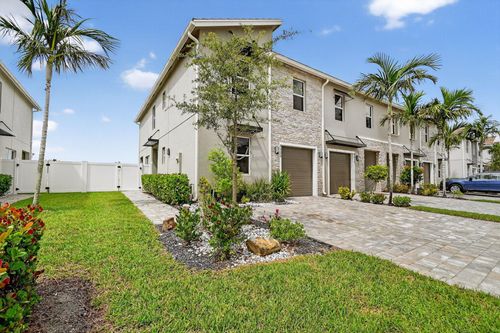8606 Via Mar Rosso, Lake Worth, FL, 33467-2406 | Card Image