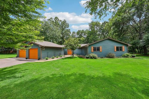 38295 Golf Ave, North Branch, MN, 55056-5806 | Card Image
