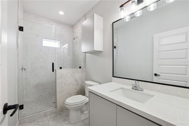 2A - 905 W 8 Th St, Condo with 2 bedrooms, 2 bathrooms and 2 parking in Mission TX | Image 8