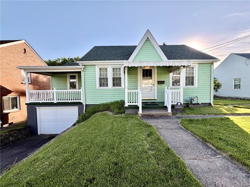 6916 Monroe Ave, West Mifflin, PA, 15122-2748 | Card Image