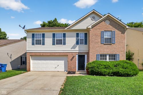 7506 Redcliff Rd, Indianapolis, IN, 46256-3950 | Card Image
