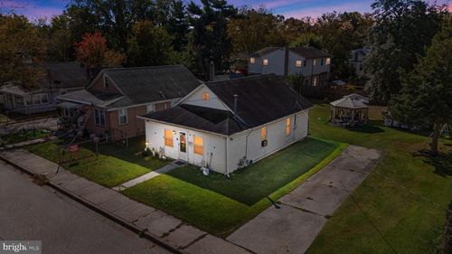 37 Brandriff Ave, PENNSVILLE, NJ, 08070-1635 | Card Image