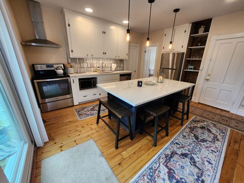 2-6 Coburn Ave, Mystic, CT, 06355-2908 | Card Image