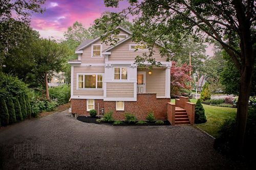 920 Shore Road, Cape Elizabeth, ME, 04107 | Card Image