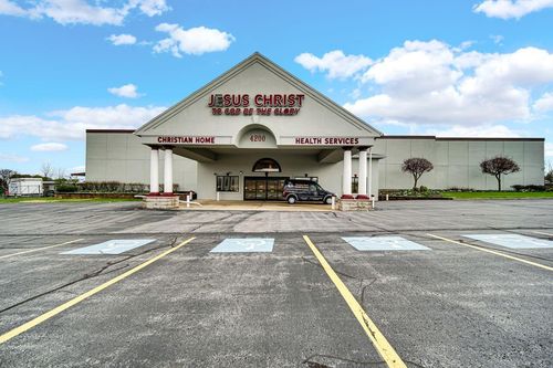 4200 W Lincoln Hwy, Merrillville, IN, 46410-4388 | Card Image