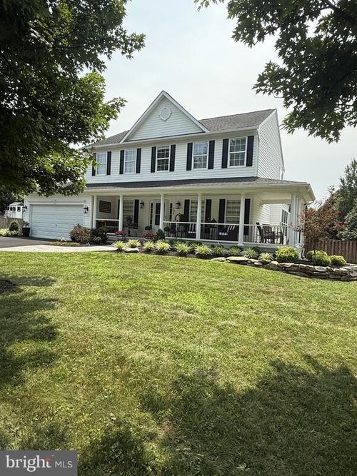 404 Autumn Chase Ct, PURCELLVILLE, VA, 20132-7213 | Card Image