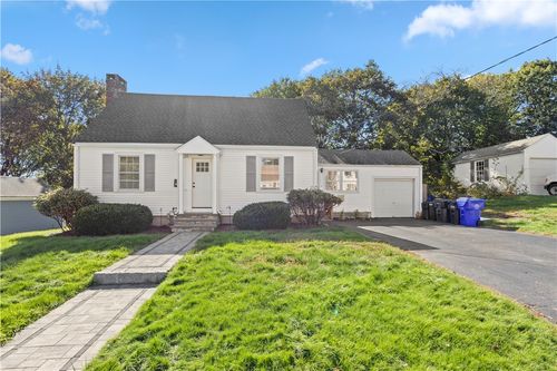 59 Merritt Rd, Riverside, RI, 02915-3804 | Card Image