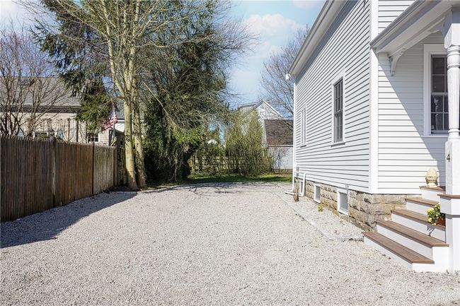 4 Gladding Ct, Home with 3 bedrooms, 1 bathrooms and 3 parking in Newport RI | Image 46