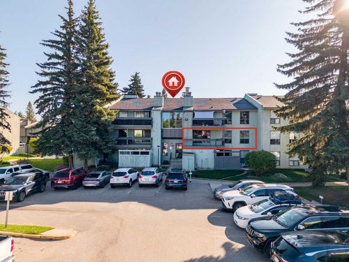 425-10120 Brookpark Boulevard Sw, Calgary, AB, T2W3G3 | Card Image
