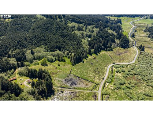 94010 North Way, North Bend, OR, 97459-8593 | Card Image