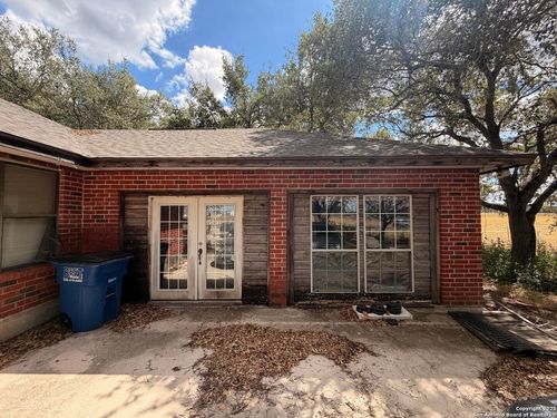 4863 Fm 775, La Vernia, TX, 78121-4712 | Card Image