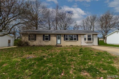 153 N West Ln, Jackson, MO, 63755-3031 | Card Image