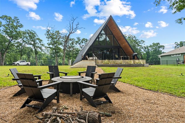 1831 Emma Dr, House other with 3 bedrooms, 2 bathrooms and null parking in Tool TX | Image 36