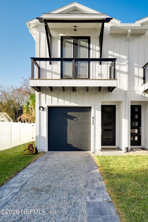 817 7th Ave S, Jacksonville Beach, FL, 32250-4205 | Card Image