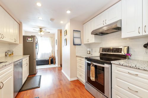17-20653 Thorne Ave, Maple Ridge, BC, V2X8G2 | Card Image