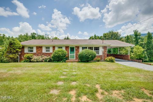 177 Ridgeland Dr, Johnson City, TN, 37601-5194 | Card Image