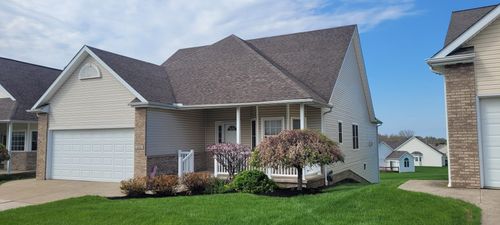 6605 Meadowland Cir, Erie, PA, 16509-8207 | Card Image