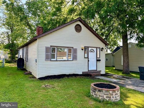 1006 Georgia Ave, Hagerstown, MD, 21740-3605 | Card Image