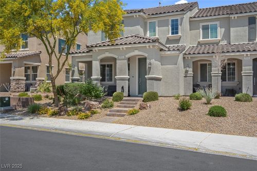946 Belton Lake Ave, North Las Vegas, NV, 89086-1532 | Card Image