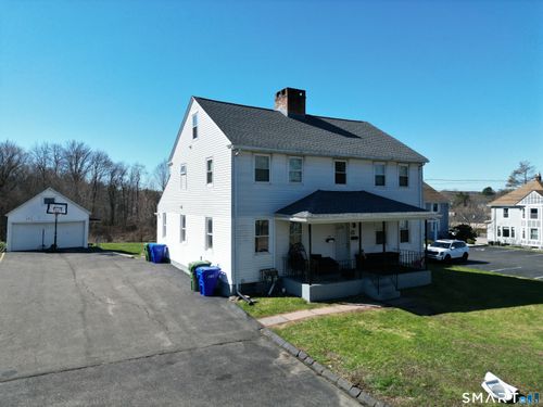 121 Saybrook Rd, Middletown, CT, 06457-4704 | Card Image