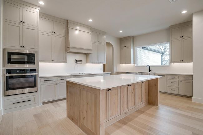 269 Sugartree Cir, House other with 5 bedrooms, 5 bathrooms and null parking in Lipan TX | Image 10