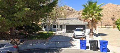 30213 Pink Pansy Ct, Canyon Country, CA, 91387 | Card Image