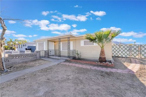 10 Nevada Way, Henderson, NV, 89015 | Card Image