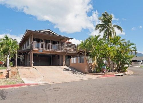 824 Hopoe St, Lahaina, HI, 96761 | Card Image
