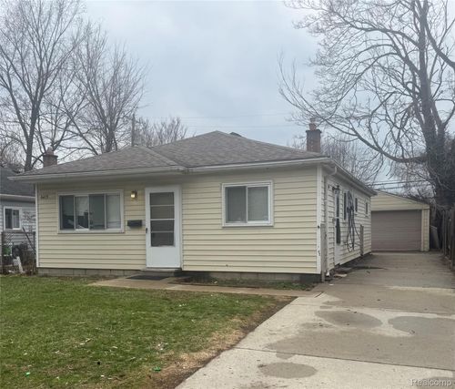 6475 N Highland St, Dearborn Heights, MI, 48127-2202 | Card Image