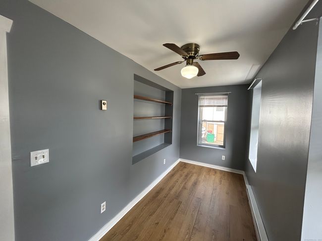 A - 66 Wallace Row, Home with 2 bedrooms, 1 bathrooms and 1 parking in Wallingford CT | Image 8