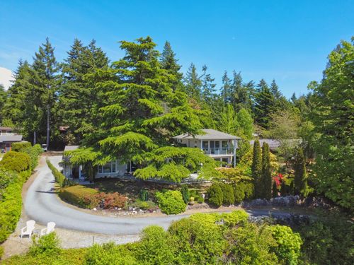 4632 Whitaker Rd, Sechelt, BC, V7Z0E4 | Card Image