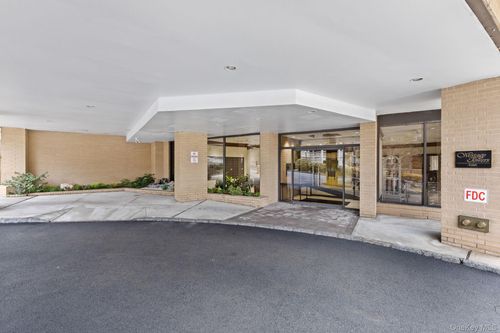 apt-714-25 Rockledge Ave, White Plains, NY, 10601-1216 | Card Image